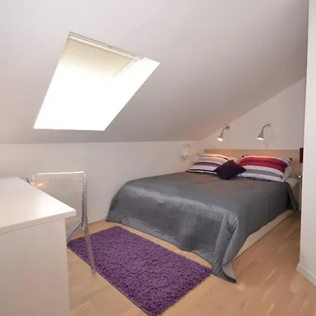 Magalia Villa Bol